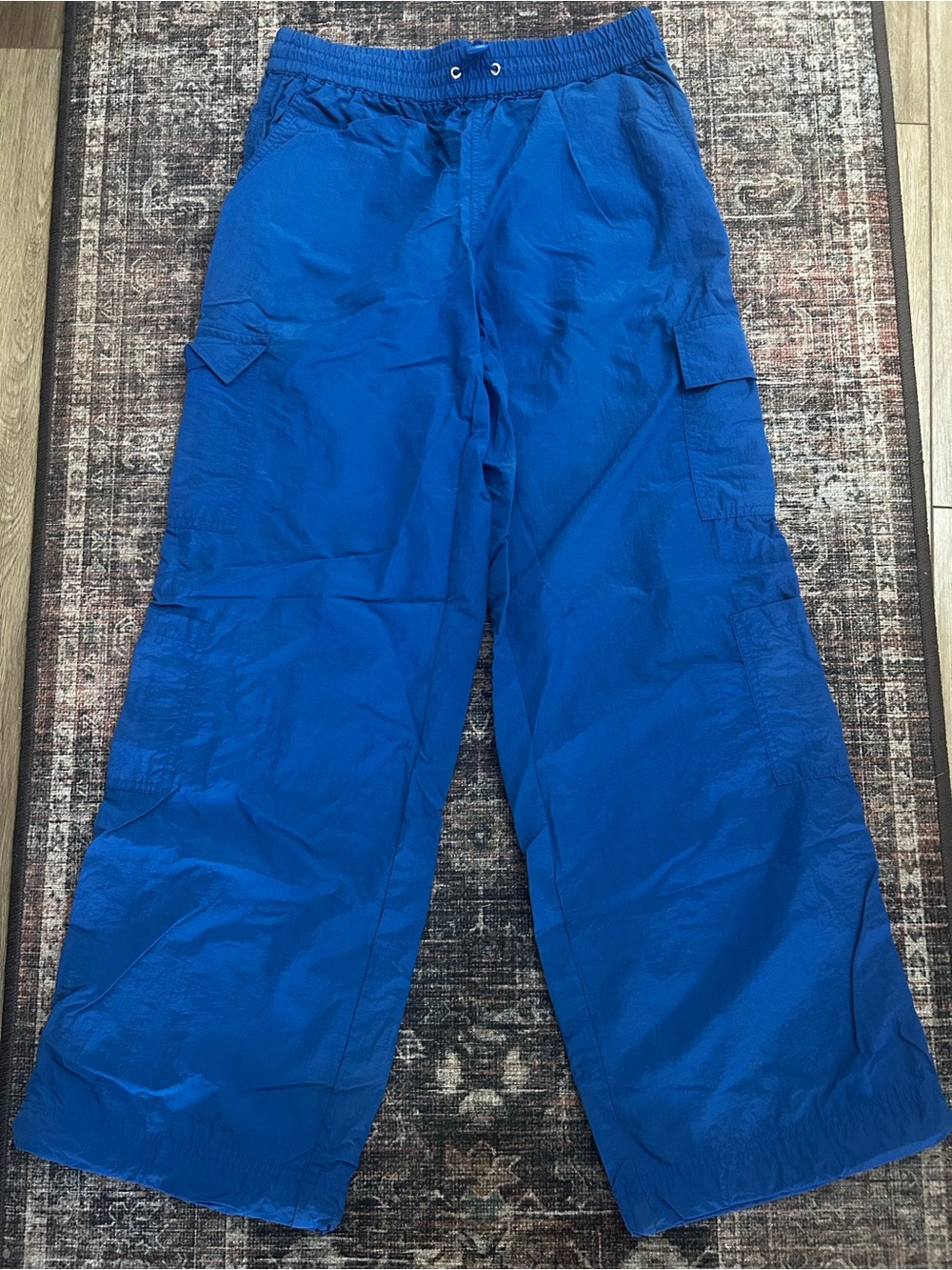 Tilly’s Full Tilt Royal Blue Low-Rise Nylon Parachute Cargo Pants